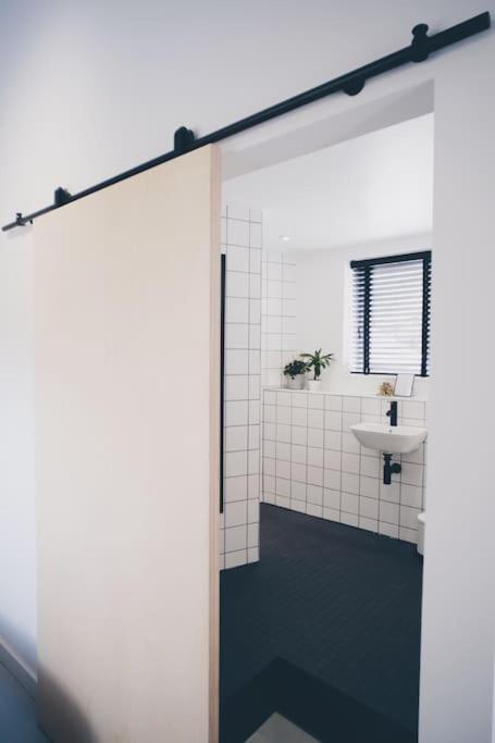 Blackett Street Bunkhouse Лийдс Екстериор снимка